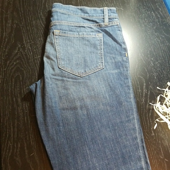 Clothes - Picture 2 of 4